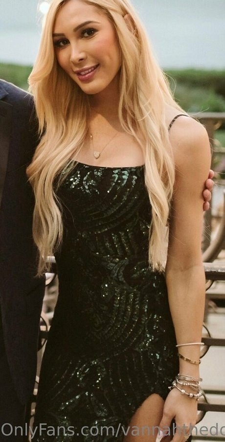 vannahthedoll free modelo bonita fotos