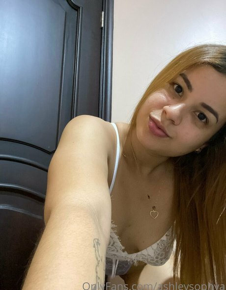 ashleysophya estrella erótica imágenes