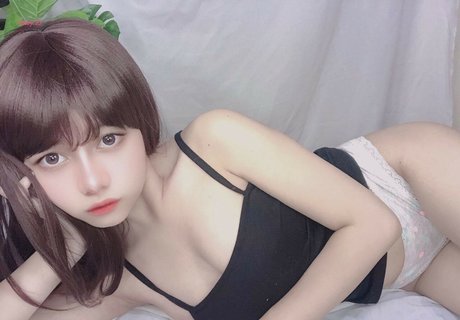 Violet Airis actriz de arte imágenes