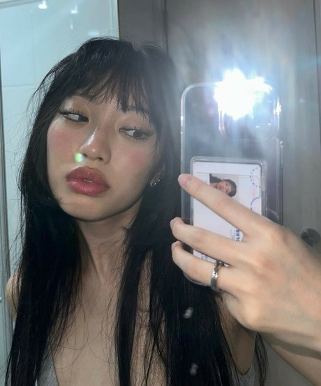 Yujin estrella del sexo imagen