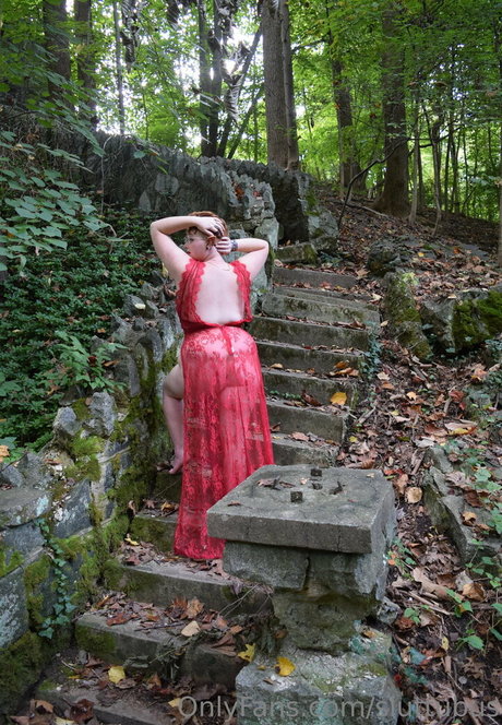 sluttubus actriz libre foto