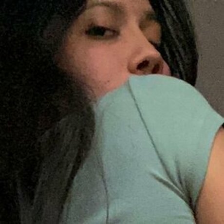 UrfaveBebecita modelo sexy foto