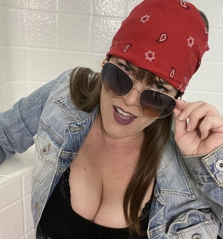 Rebecca Love modelo sexual foto