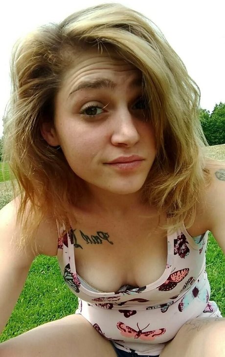 pyxxii modelo desnudo foto