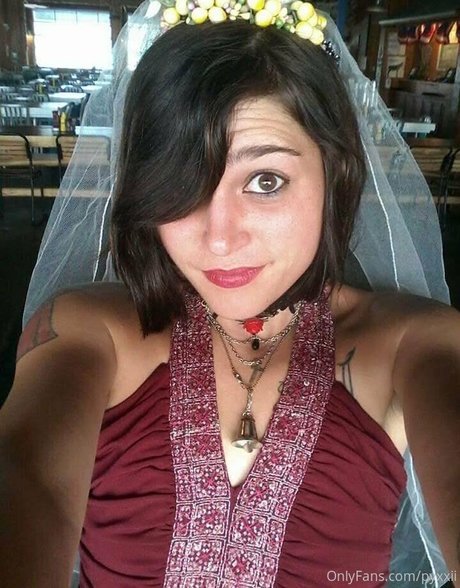 pyxxii hermosa actriz fotos