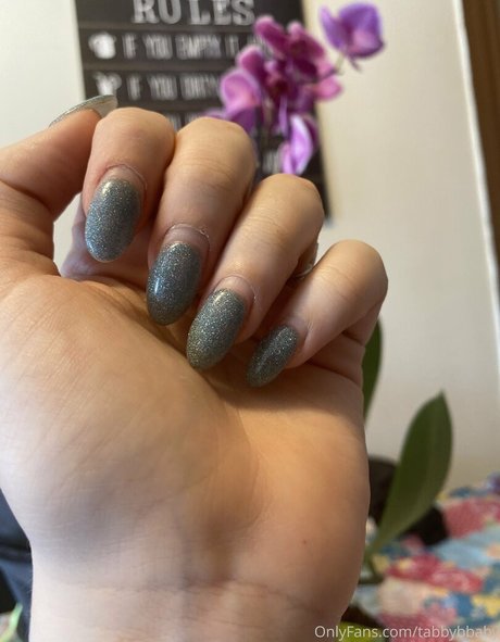 tabbybbaby actriz de arte galerías