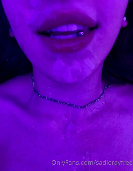 sadierayxo modelo de alta definición imagen