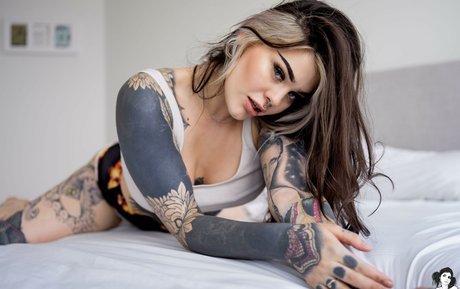 Sarahmoon sexo modelo archivo