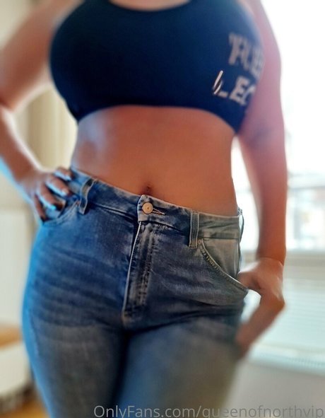 queenofnorthvip actriz atractiva galería