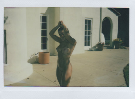 Valeria Guznenkova actriz atractiva galería