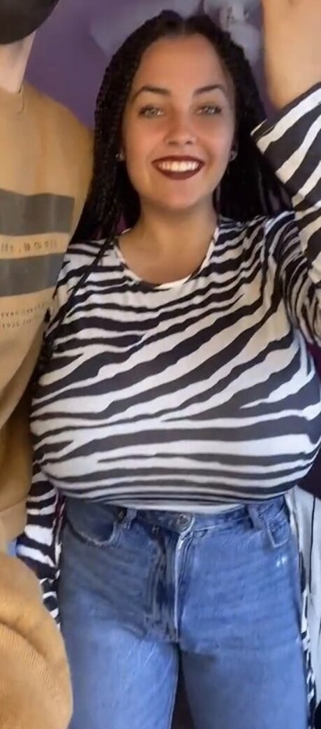 Anneris18 modelo sexual foto