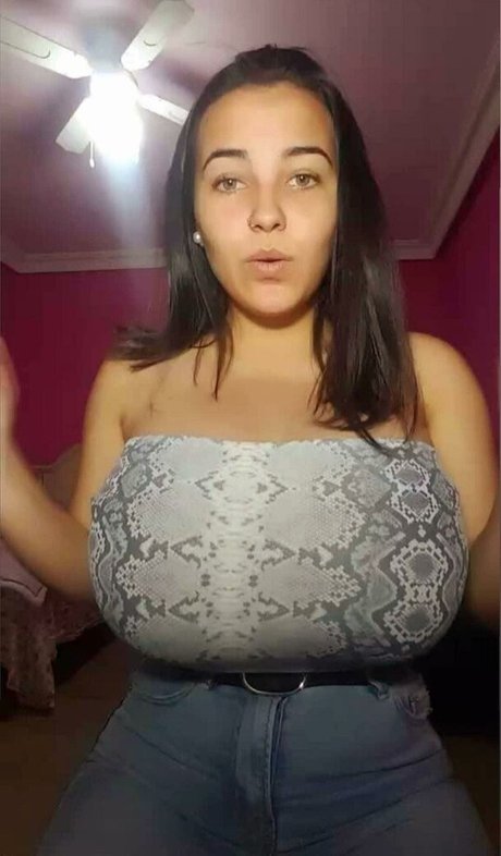 Anneris18 estrella porno hermosa archivo