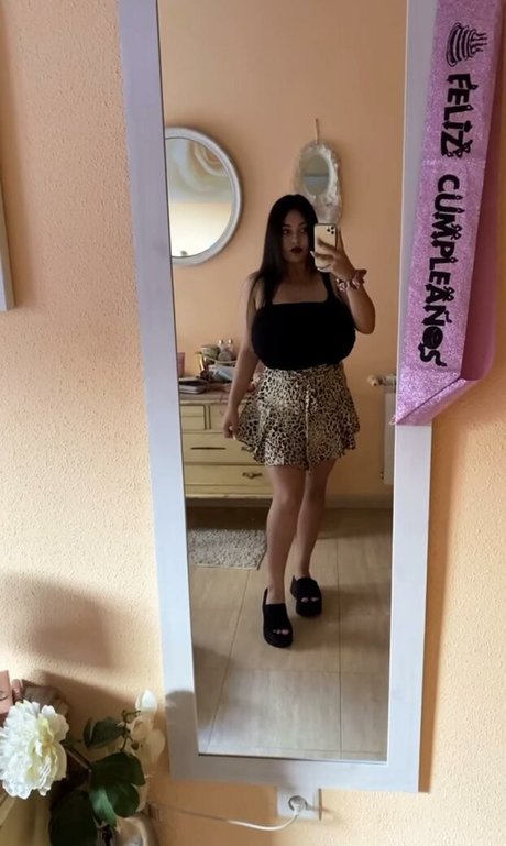 Anneris18 estrella porno xxx imágenes