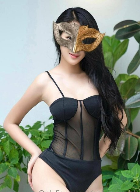 onlymayahh estrella porno sexy imagen