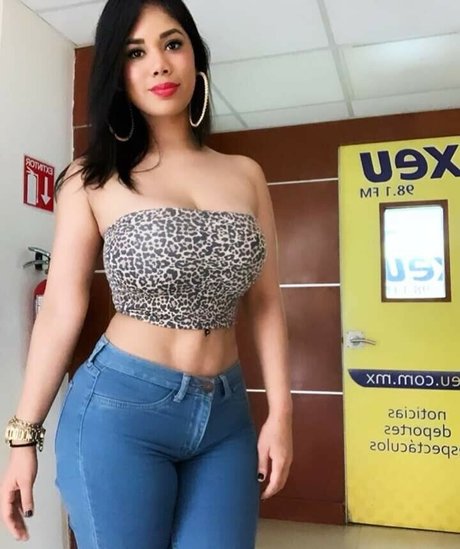 Itcel Macias modelo atractivo recopilación