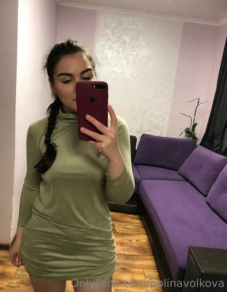 polinavolkova hermosa estrella porno imagen