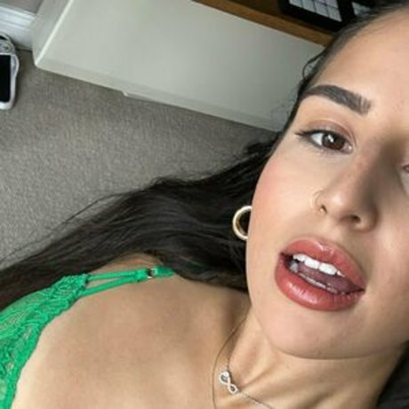 chloe louisex modelo hermosa archivo