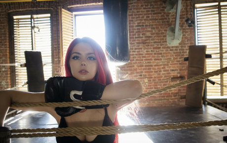 Angie Strelnikova desnudos de estrellas fotos