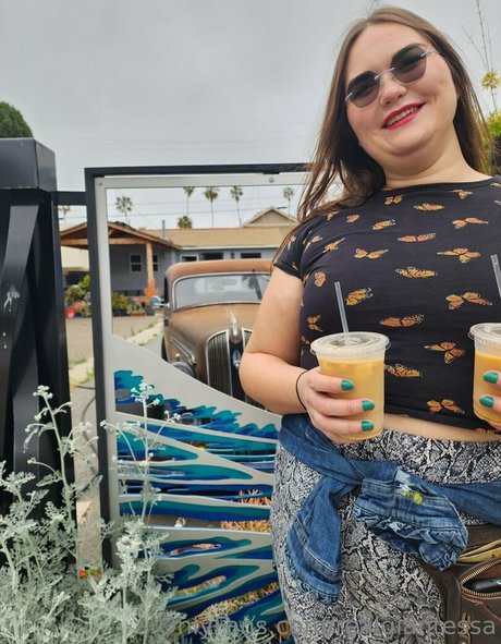 realgiantessa estrella porno exclusiva imagen