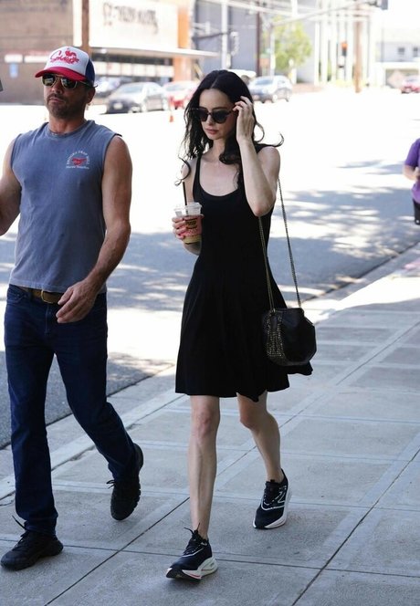 Krysten Ritter estrella agradable imagen
