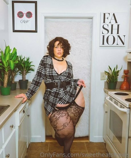 sweetheatstreats modelo desnudos galerías