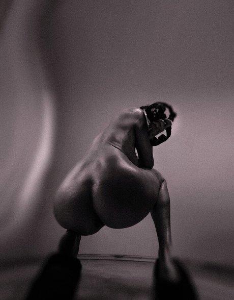 Swallowyoudown estrella porno caliente imagen