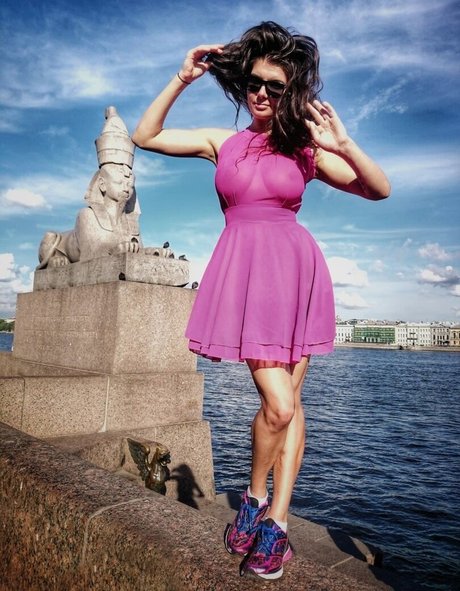 Swallowyoudown actriz de alta definición foto