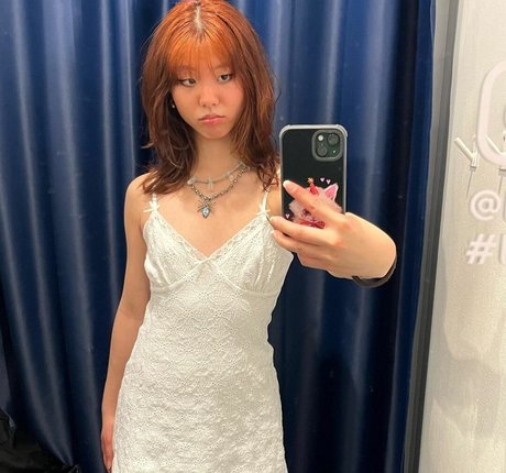 Olivia Sun modelo porno imágenes