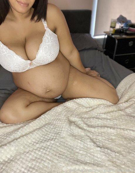 xoxomaira estrella porno caliente archivo