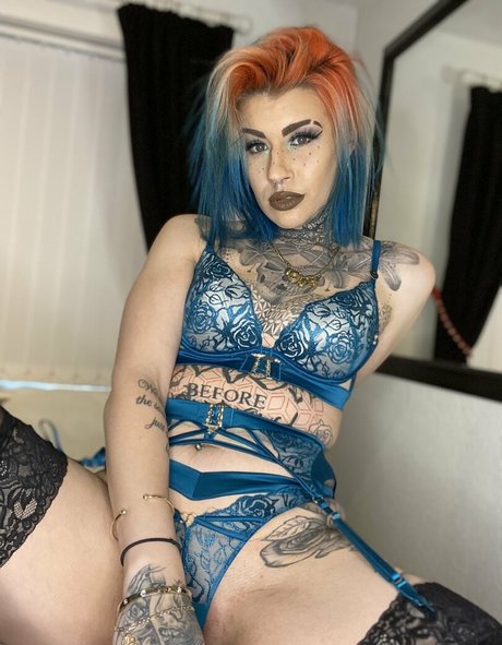 dee louisexx estrella desnuda fotos