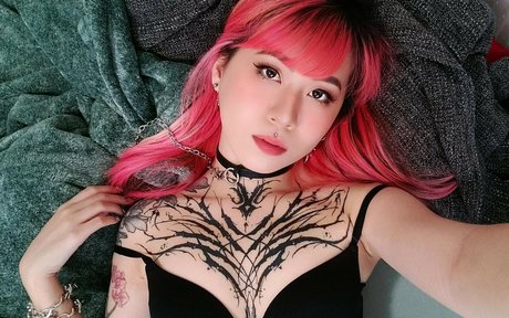 blackfaune modelo bonita foto