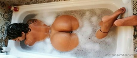 hannafainn desnudos estrella galerías