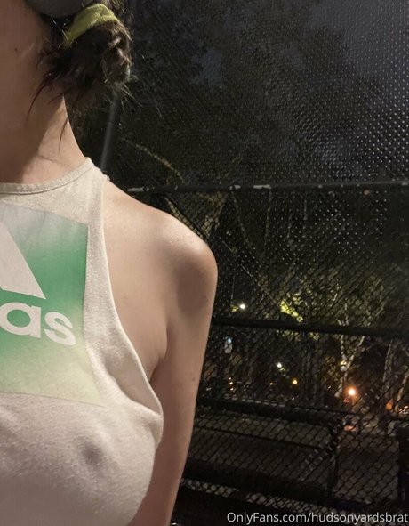 hudsonyardsbrat actriz de alta calidad foto