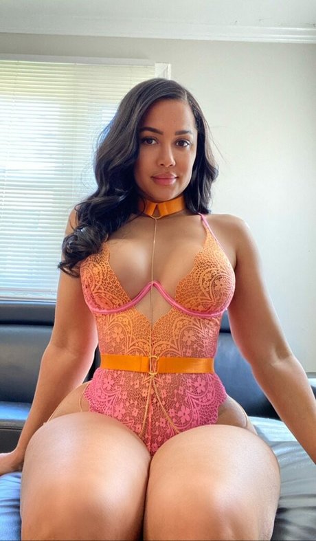 Imnailah_ estrella desnuda imágenes