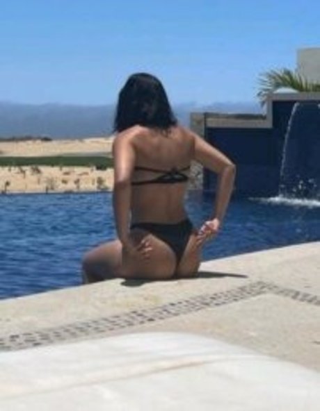 puta emo onlyfans hd bonita archivo