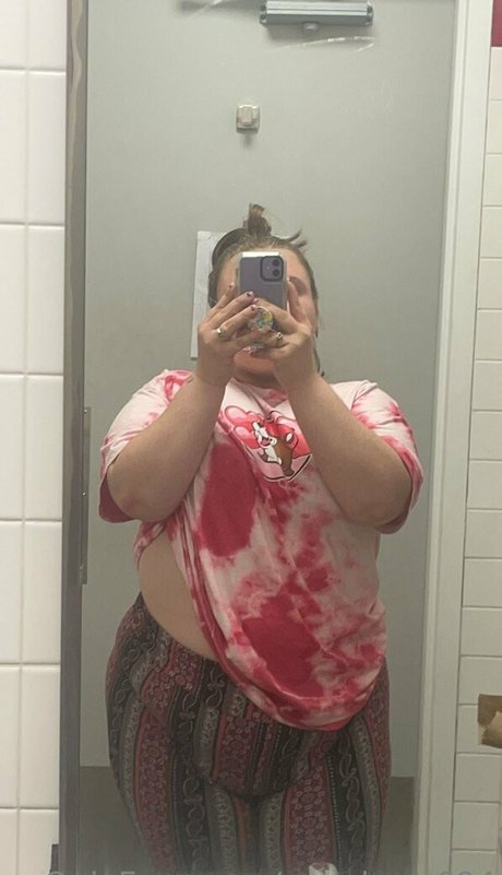 esposa de gloryhole onlyfans arriba desnudo foto