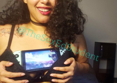 leonadelioness actriz de arte galerías