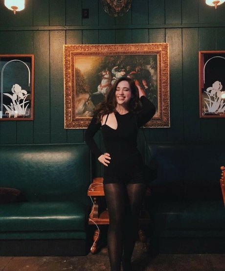 Stephanie Oustalet estrella porno hd fotos