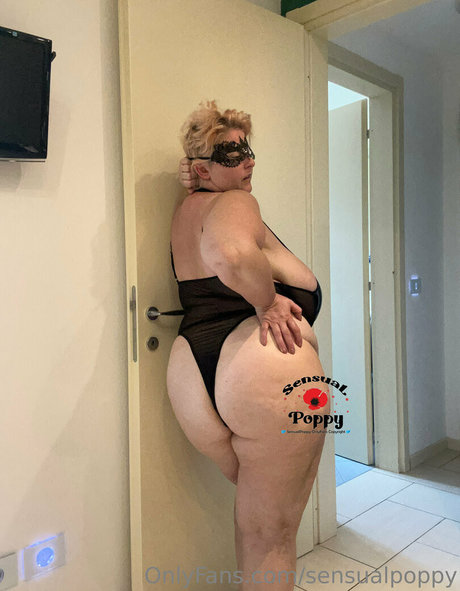 sensualpoppy estrella porno perfecta galerías