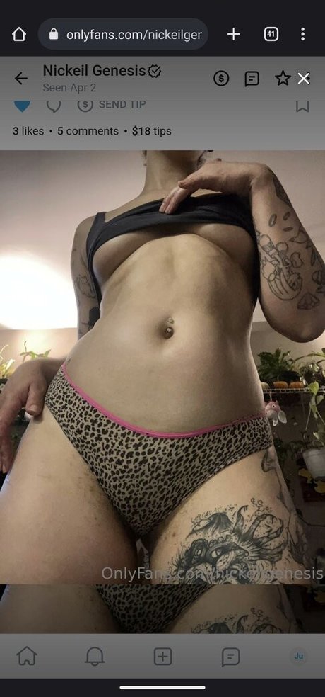 Nickeil Genesis desnudos estrella archivo