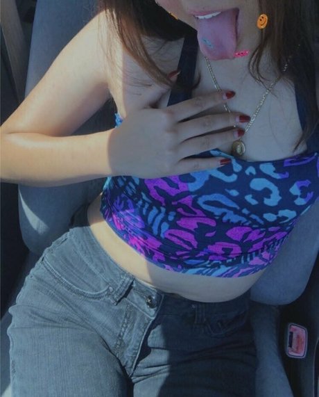 sluttedlola modelo erótico imágenes