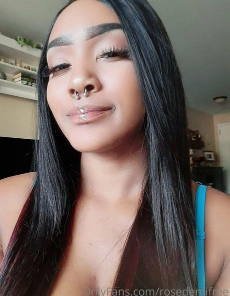 rosedemifree estrella porno desnuda galerías