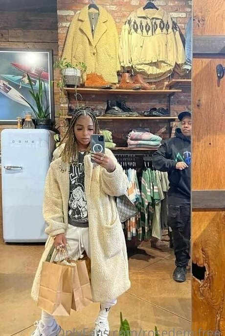 rosedemifree modelo superior imagen