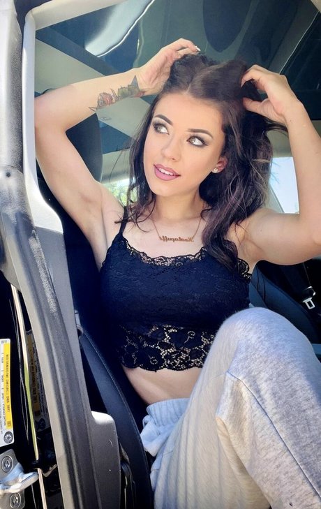 Koala Puffs desnudos de estrellas porno galería