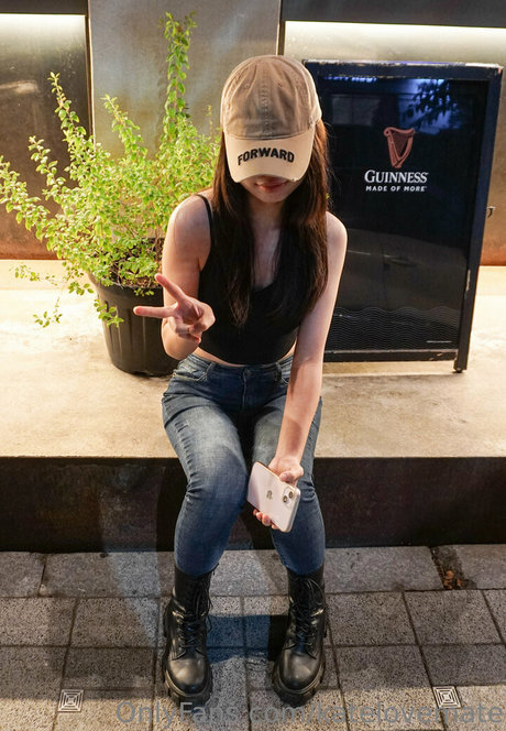 katelovemate hermosa estrella porno foto