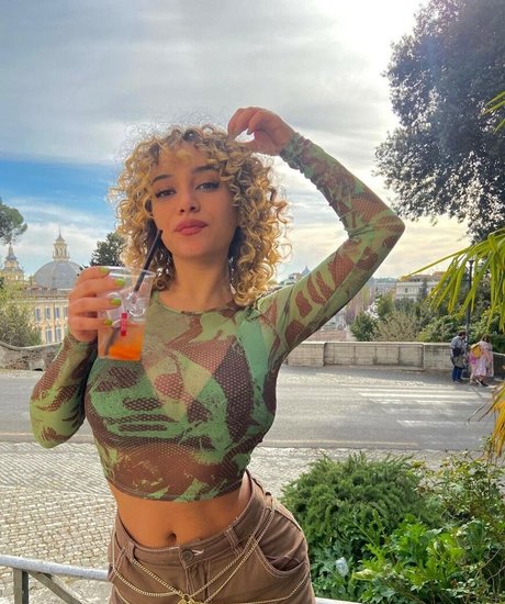 bisou cs actriz adulta recopilación