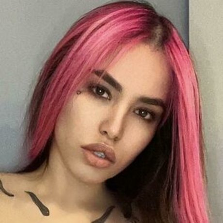 Alisa Musa actriz desnuda galería