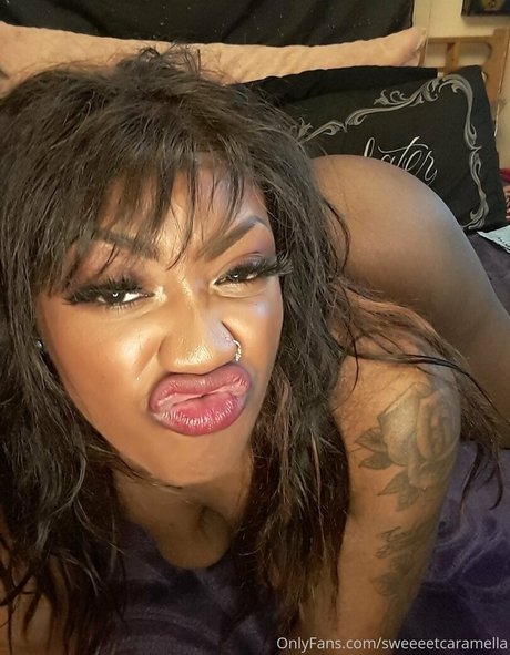 sweeeetcaramella modelo superior foto