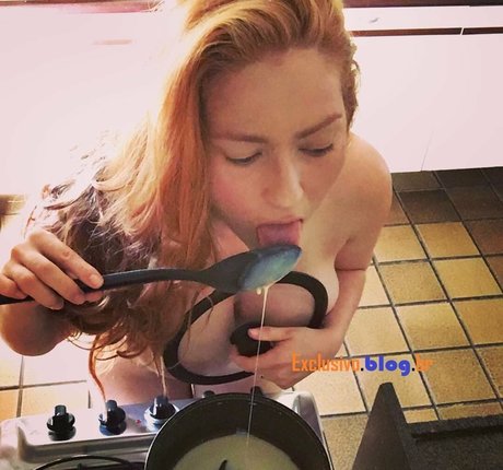 Raquel Duarte estrella porno caliente galería