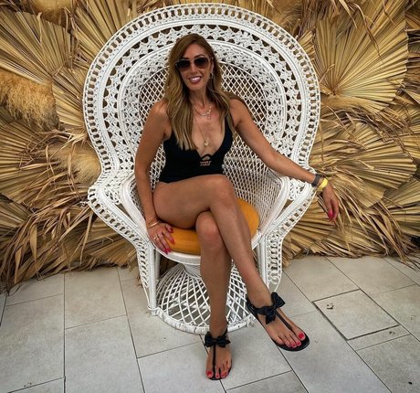 Rezzy Ghadjar estrella adulta imágenes